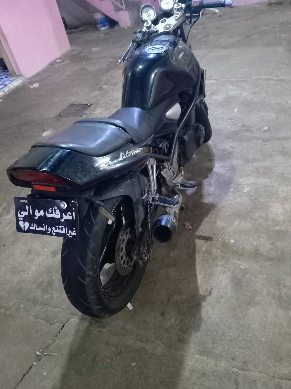 دراجه باند 400 للبيع او مروسه محرك مامفتوح بس الفوك كهربائيات كلها شغاله دراجه نضيفه يعوزها بس كابريتر؛(العنوان).. موصل جانب الايسر (رقم الهاتف) *********** المو شرايه لا يدخل السعر 550
