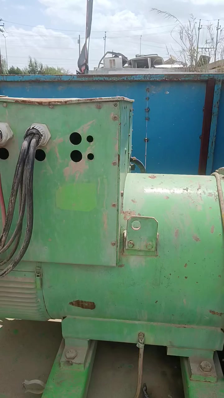 مولده بيركنز ٣٠٠٨ ٥٠٠كيفي رقم الموبايل ***********
