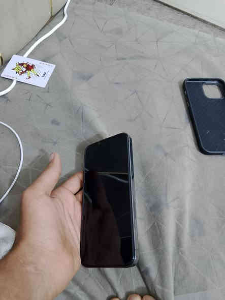 السلام عليكم ايفون 13برو ماكس
مكفول من كلشي نضافه ٩٩ ٪؜

الجهاز كارتونه موجوده متنكعه

ذاكره ٥١٢

ما مبدل اي شي بي 

البطاريه  بلادي 92

السعر 800الف وبي مجال بسيط للشراي 

بي كفرات جدد ٣ سعر الواحد ١٥ الف

بي سماعه واير وكاله 

وبي شاحنه وكاله اصليه

وبعد ملحقات هوايه

وانطي ضمان بي

***********
