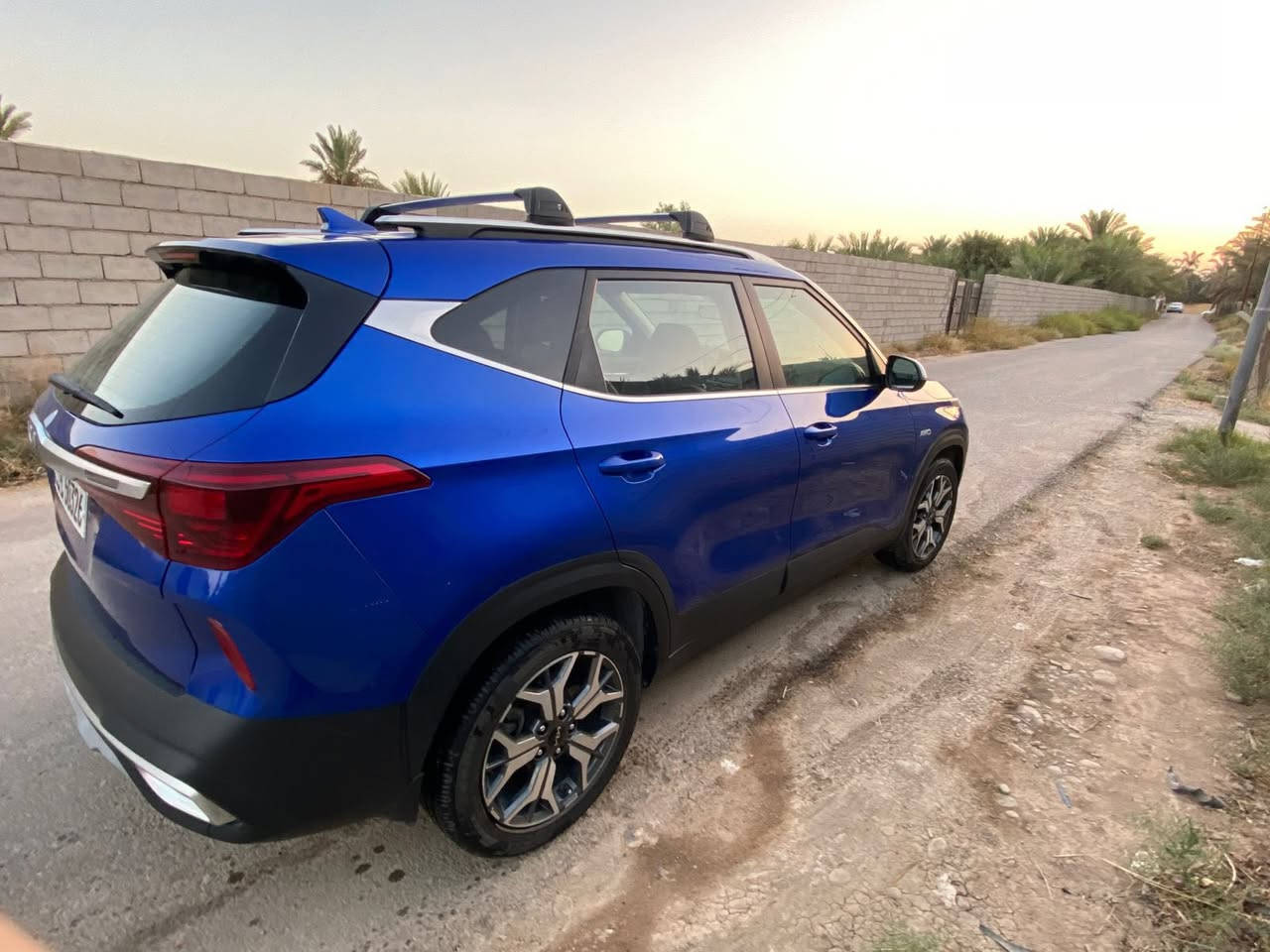 كيا سليتوس امريكي ٢٠٢٢  ماشيه ١٣٣ الف .
فول مواصفات حادثها مثل مابين بلصوره  

محرك 2000 دوش 

كير  at 

فتحة - بصمة - تشغيل عن بعد -٣ انظمة قيادة - مانع انزلاق - حساسات - كامرة دوارة - تبريد قطعتين - ٥ ويل كب - شاشة اعطال - شاشة متصة مع الدشبول 

وبعد بيها مواصفات 

المكان ديالى 
السعر ١٦٥ ورقه وبيها مجال 
للاستفسار  الاتصال 
***********
