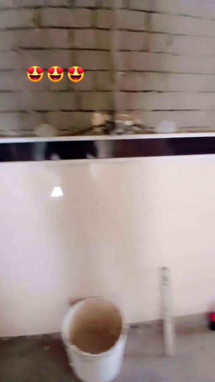 سلام عليكم  خلفت سيراميك ومرمر والحوح ولبورسلين وكافت النواع شغل درجه اولى ***********

