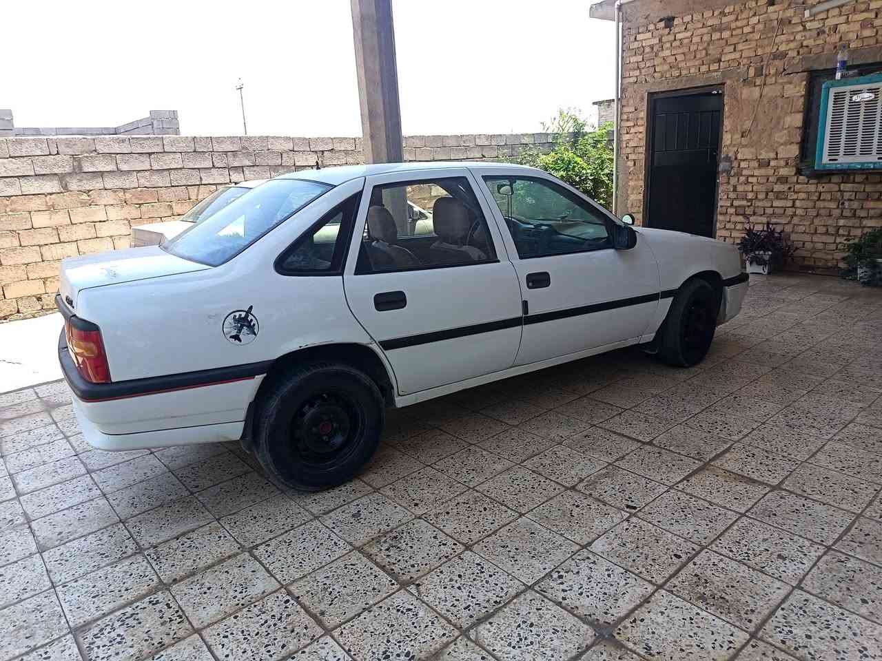 سلام عليكم للبيع اوبل فكتره موديل ٩٥السيارة فول جام كهرباء كير اوتماتيك محرك كير صدر تخم تاير جديد تبريد كان يشتغل عندي وفصل فجه ماعرف شبي غاز او غير شي مادري سياره بلاديه بيه بس جاملغ خلفي طخه خفيفه سياره جاهزه من كلشي سنتر لك ريمون رقم اربيل دولي تحويل مباشر مكاني بلد *********** سعر ٤٣ وبيه مجال قليل
