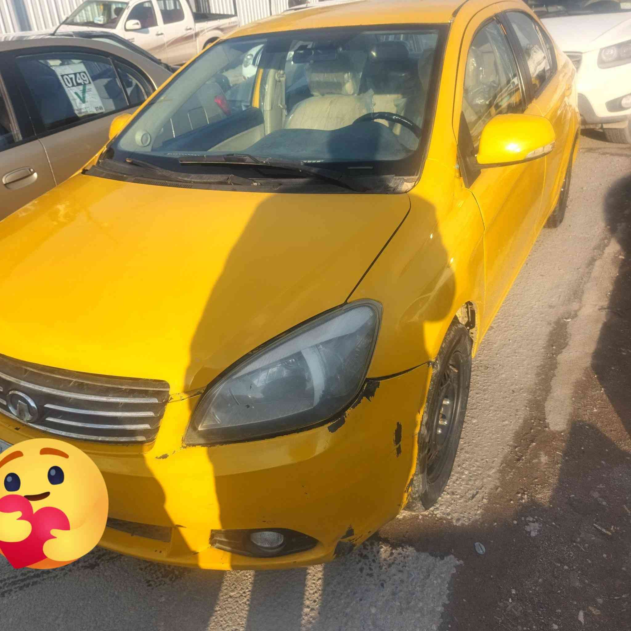 السلام عليكم كريت ول فوليكس موديل رقم2012 نينوى شرط الوكاله والتحويل كير محرك كورلا يارس شرط عليها هيئه 700الف سنويه فقدان كامل مطلع واجهيا  طخم الكدام الخلفي كلو كامل وجديد دوشمه من داخل وايرمنيه كامله سياره حلوه وجاهزه  يمي تحويل فقط أو وكاله  يتصلل
*********** بي وتساب هم
