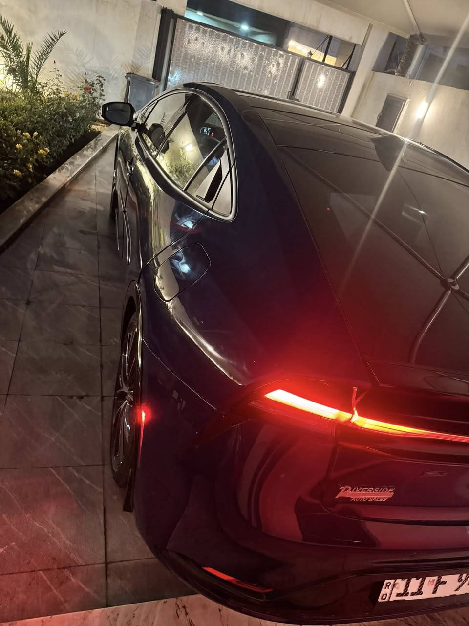 تويوتا بريوس موديل ٢٠٢٤
السلام عليكم تويوتا بريوس ٢٠٢٤ لمتد
ماشية ١٣ الف كيلو يعني جديدة السيارة 
حادث قطعة وحدة جنطة بدون ايرباك بجم كبس 
محرك ٢٠٠٠ هايبرد 
فول مواصفات 
حساسات امامي خلفي 
بانوراما 
رادارات امامي خلفي وجانبي
كشن السائق كهربائي 
شاشة وسطية حجم كبير 
كشنات جلد داخل بيجي 
كشنات امامية تدفئة وتبريد 
اوتو هولد (نظام توقف عند الاشارة او الزحام  )
رادار تفاعلي امامي (قيادة ذاتية )
تحديد مسار 
صندوك كهربائي 
السيارة مابيها اي نقص واللون مميز بالشارع 
السعر 20500$ 
للاستفسار على الماسنجر او على الواتساب 
***********
