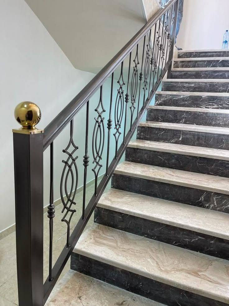#تفصال #درج  اسعار مناسبه
📍 العنوان: بغداد - النهروان -بالدوانه ـ  مقابل الـ 5000
 باسعار تنافسيه مستعدون كافه انواع الحداده🧑‍🏭
 ابواب🚪 شبابيك🪟 كرفانات🏪 محجرات ☑️سقايف كيسبان✅ غرف سندويج✅ سياج خارجي ✅ مراجيح ✅قمريات مطابخ ✅يتوفر لدينا احدث الديكورات 📞 للاتصال والاستفسار
*********** واتساب  ***********👉
