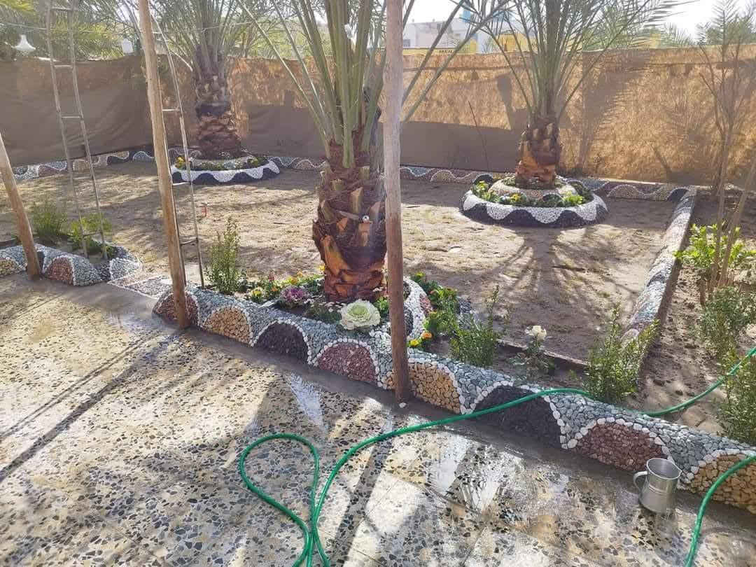 🌿✨ *سلام عليكم لعمل الحدائق المنزليه والمتنزهات والمدارس وجميع الدوائر الحكوميه ✨🌿  

*ديكورات حجر طبيعي + زراعة ثيل + تنسيق ورد*  

*حسن أبو مهدي - 
📞 *************  
🌳

