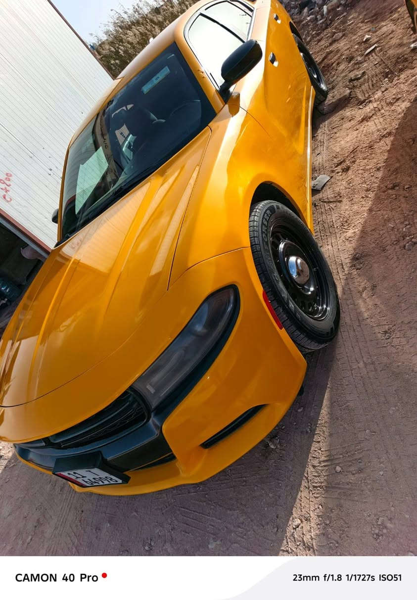 🚨 فرصة مميزة لأصحاب الشغل 🚨
Dodge Charger موديل 2019
لون برتقالي مصفّر مميز ومختلف، ملفت بكل شارع تمشي بيه 🔶🔥
أصل السيارة بوليسية — يعني مكينة قوية، شاصي متحمّل، مواصفات تتحمل الدعس والشغل الثقيل 💪
حالياً مسجلة أجرة وجاهزة للعمل فوراً، ما تحتاج غير سواق يعرف يستفاد منها.
ثبات عالي، صرفية مناسبة مقارنة بقوتها، واعتمادية معروفة عن التشارجر.
سيارة عملية + شكل هيبة بنفس الوقت 👌
اللي يريد سيارة تخدمه بالشغل وتبقى رافعة راسه، هاي فرصته.
السعر للجادين فقط، واللي يعرف قيمة البوليسي يعرف شنو يشتري 😉
السعر 180
*********** للتواصل 
بيع مراوس كله يرهم
خط كربلاء ناصرية 
مصفره هيئة خط جديد هزه جديده تحويل للمشتري 
محرك 3600 
فور ويل لاغينه 
حدادية تخم تاير محرك صبغة جديده ماشية 152 قابلة للزيادة مكان ناصرية  
صور حادث مرفقة بلمنشور
