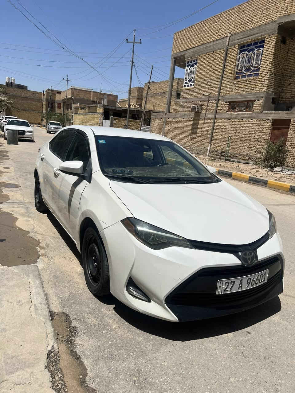 سلام عليكم سياره كورله 18مراوس بكيه فورتي 18 بيضه  كورله جاهزه مكينه الف وثمنميه ما مفتوحه كير حداديه لايت زنون تبريد 7طكات فول شاشه عرض تحكم ستيرن حساسات امامي 
 رقم الهاتف ***********

