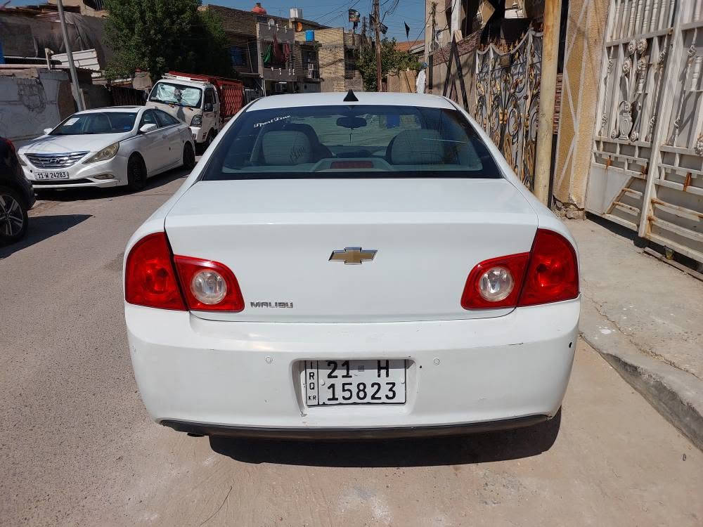السلام عليكم ماليبو موديل ٢٠١٢ محرك ٢٥٠٠ تدفئة وتبريد شاشه كاميرا داخل نظيف جدا كهربائيات كلهه تشتغل وارد خليجي مكفوله بدون ضربه بيها صبغ ربع جاملغ امامي فقط اثر شخط صدر امامي وخلفي جيد تخم تاير نظيف مكانها بغداد الدوره هاتف *********** سعرها ٨٧ وبيها مجال بغداد, العراق
