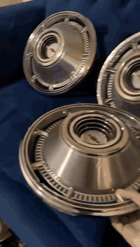 تخم كب  14   /  66
نظافه90٪
 واحد بيه رصعه بالداير 
السعر قفل 350
***********
