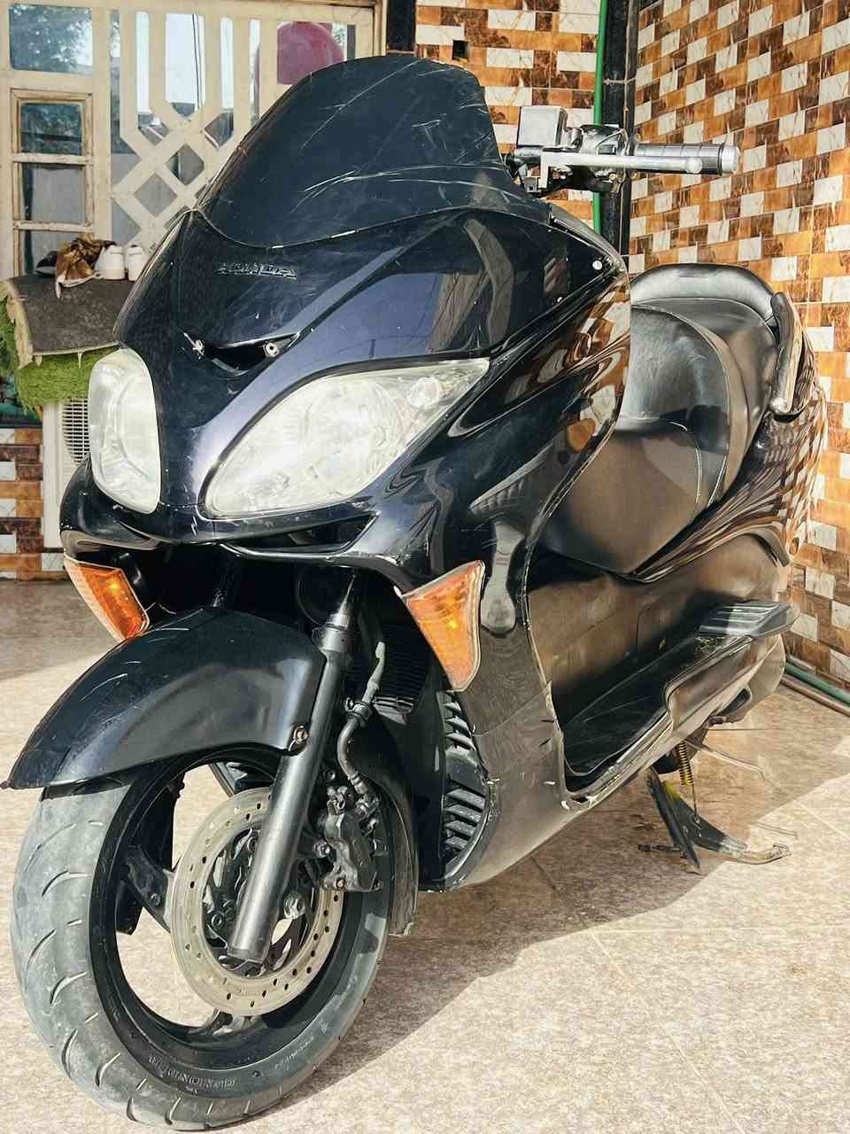 سلام عليكم ، فورزا 08 سعر 850 وبيها مجال مكاني بصرة قرنه ، استفسار اتصل :***********
