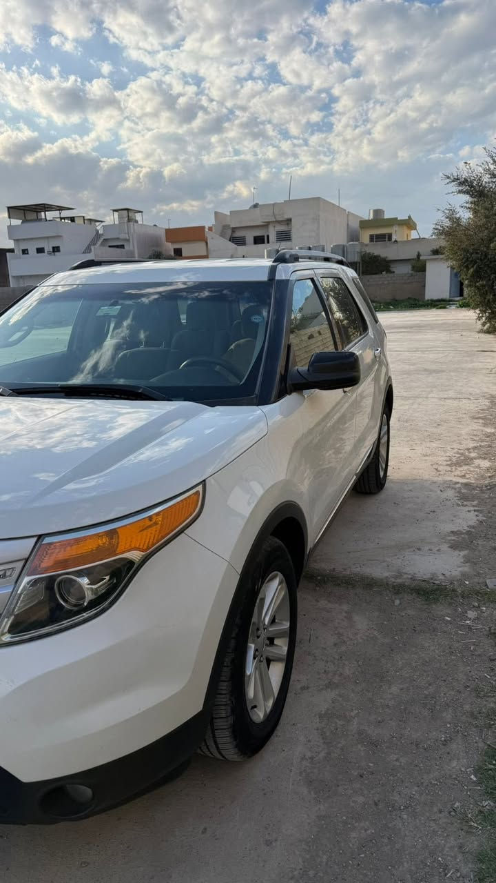 فورد اكسبلور 2012 خليجي شركة NIVA
مواصفات داخل مخمل صحراوي بدون صبغ وصور الفحص موجوده بالصور السياره ماشية 130 الف ميل رقم اربيل 

مكان السياره كركوك 

السعر 130 وبيها مجال 

للاستفسار

***********
