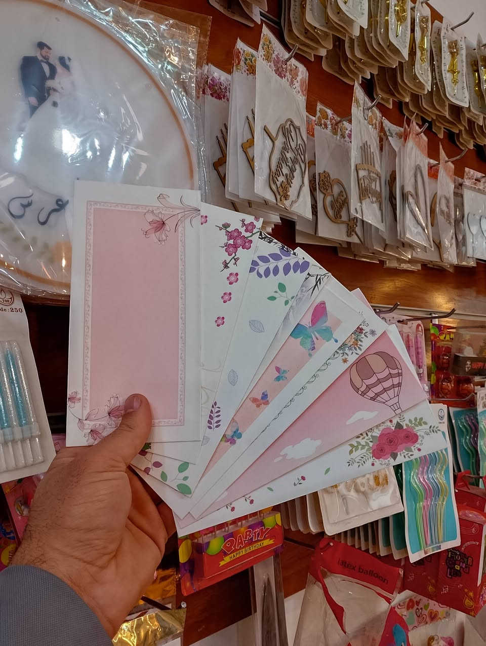 السلام عليكم
سفريات ومطيبات المصطفى 

تم وصول الفلين الهرمي 
وايضأ اتوفر ضروف مناسبات 
العنوان صلاح الدين قضاء الدور  شارع النائب مقابيل اسواق الحسنين 
الاسعار جدأ مناسبة 🔥 

للاستفسار 

*********** اتصال
*********** واتساب
