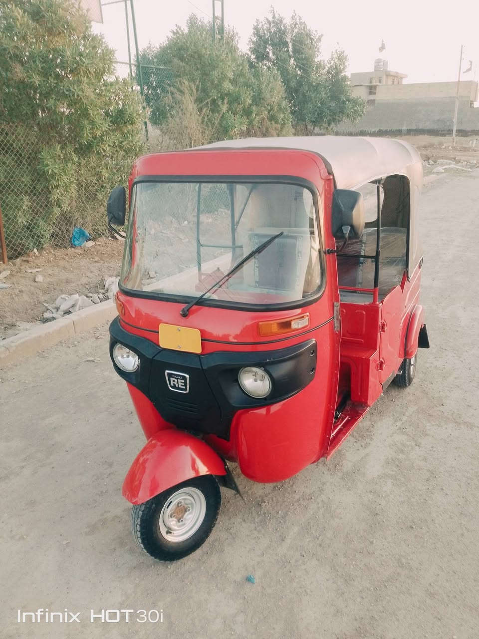 سلام عليكم تكتك للبيع 21 شهر 11 رقم وسنوية تحويل ثاني يوم تكتك مكفولة شراي يتصل *********** مكاني سبع قصور شارع ابو علي
