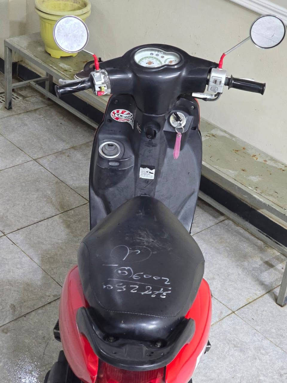 سلام عليكم ل بيع فله درجه حلوه و نضيفه و خير من الله درجه بيه نواقص بسيطه درجه نكره سلف شلعه ومعدل و خير من الله مكاني كربلاء 
سعر ٧٠٠بيه مجال
رقميً ***********
