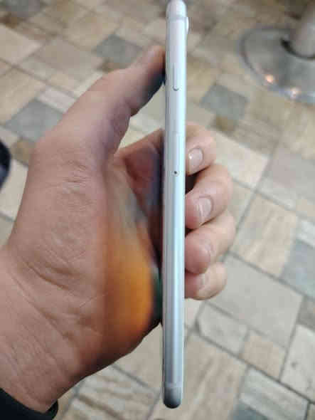 السلام عليكم ايفون 8 بلاص كلو بلادي بطاريه68  للبيع ومراوس حسب القناعه العندو يجي خاص ***********2
