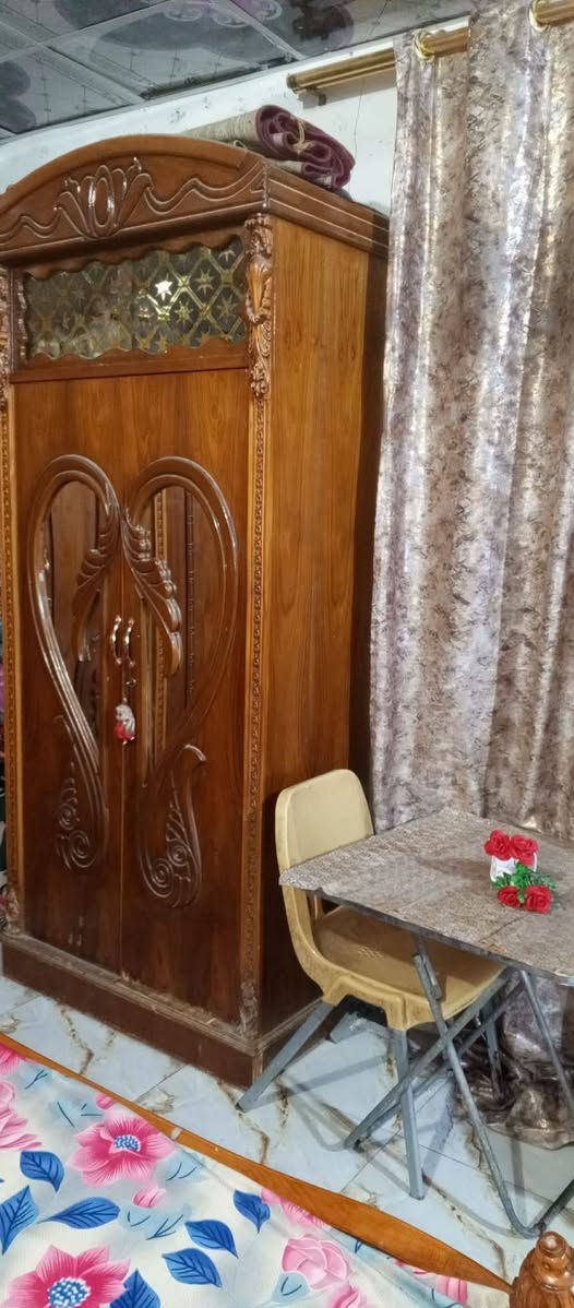 للأ ستفسار اتصل على الرقم *********** العنوان الديوانية 

غرفة نوم نجاره عراقيه الغرفه جديده نظافه درجه اولى
