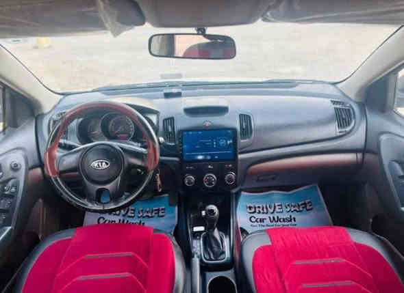 سلام عليكم سيراتو 2011
سلام عليكم سيراتو 2011 جاهزه من كلشي محرك جديد بلكارتون كير و صدر جديد تبريد ثلج تخم تاير جديد شاشه كامره دواره ويل كب اربعه دسك اي بي أس بيه طخطخات ونصبغن على كدهن ابيع احزام هيه مو حزام بدون دواخل بدون شاصي رقم وهزه جديد سعره 90 وبيه مجال حك الجيه و بلعافيه على الياخذه 

مكانه بغداد حي أور 
***********
