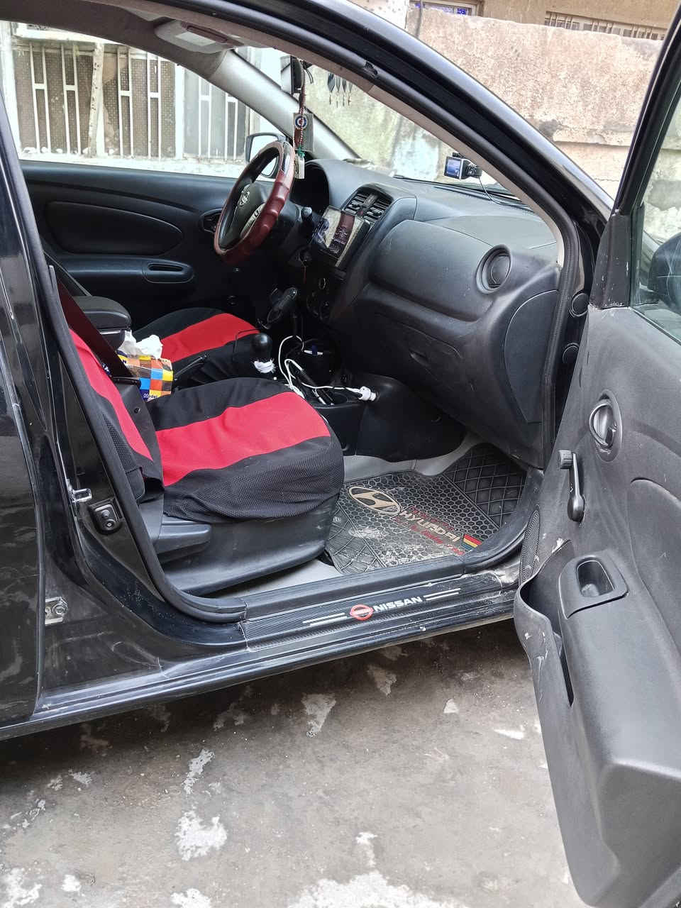 نيسان فيرسا موديل 2019 وارد امريكي رقم بغداد باسمي للبيع السريع السياره بلادي كله السعر
$98 ورقه بيه مجال بسيط العنوان بغداد الجديده 
*********** ابو ابراهيم
