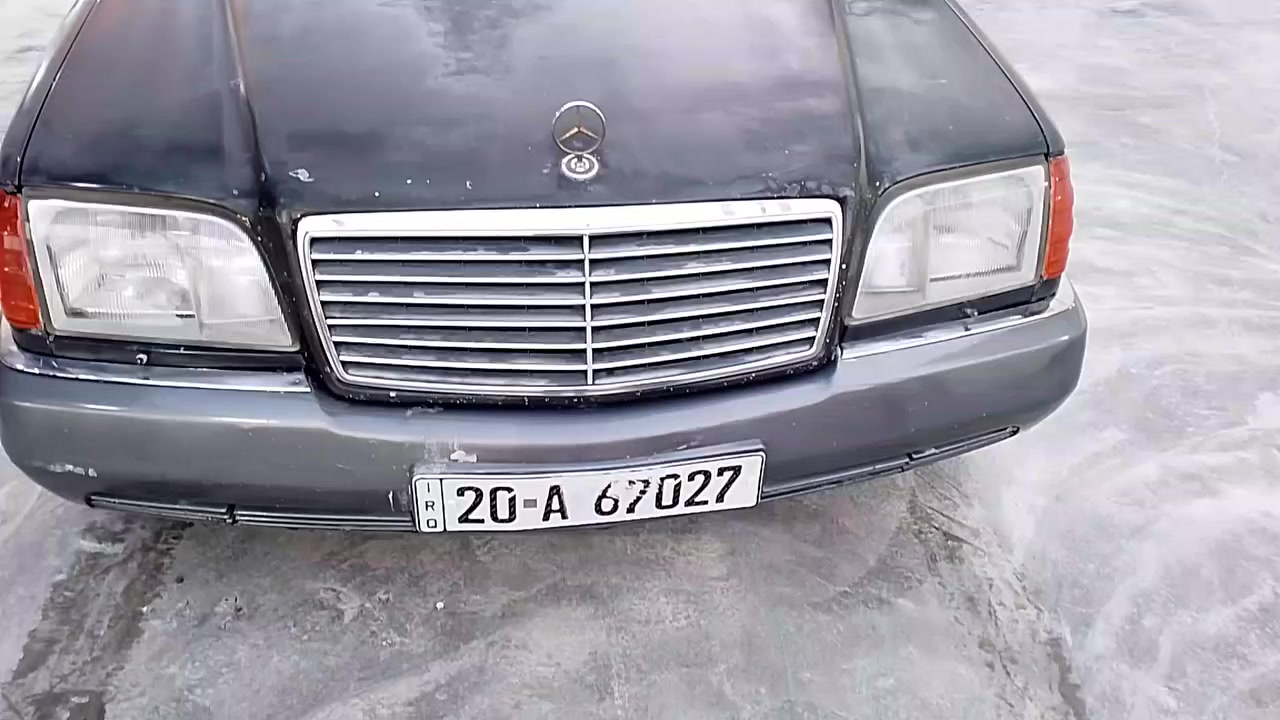 للبيع مارسدس شبح سياره فول مواصفات جلد فتحا مكان بغداد الكريعات هاذا رقمي ***********
