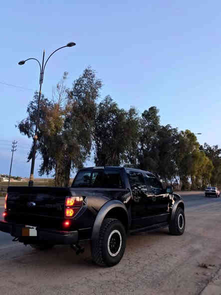 Ford F150 raptory 2013 SVT
***********
فۆردی  ڕاپتەری svt
مۆدێلی 2013 سفری شریکەی نیڤایە 
مواسفاتی فول فولە،،

سەقفی سڵاید و جامی دواوە سڵاید 
شاشە ،،کامیرای پێش و دواوە 
کوشنەکانی کامل جلد و سارد و گەرم و کاربای و خەزن و مەساجە 
سوکان و سکلیتەر کاربای و خەزنە
جامکانی ئوتۆ و ئاوینەکانی  دژە فولە و ئەخەوێ 
گێر ئۆتۆ ماتیک و عادی و سپۆرت و بارە

سیارەکە یەک دەسە،،وەسفی جوانی و پاکی ناکری برغو لە گیان و مکینە و گێری نەکراوەتەوە بۆیاخ و سارد و کاڵ بونەوەی نیە  مکینەی L 6.2 هەشت پستۆنە 450 hp
سەنەوی بەناوی خۆمەوەیە تا 2029 نوییە

سیارەکە خلیجە و کلینە هیچی نیە بەشەرتی هەموو شتێ ئەیفرۆشم سعری 275 $  مجالێ زۆر کەمم
زۆر موشتری سیارەکە نیت تلفون مەکە 

سیارەکەم بێ کەم و کوریەو زۆر تازەیە  هەیچ سیارەک هاورێی نیە  لەو مۆدێلەیا 
***********
*********** شمشمل, السليمانية

