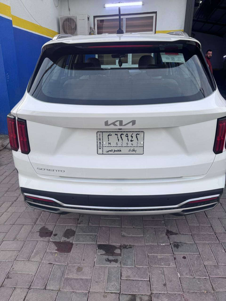 السلام عليكم
كيا سورنتو 2023 خليجي

دبل كشن كهرباء 

كير ماوس 

سايد بريك بصمه 

فول تحكم استيرن 

شاحن واير ليس 

شفتات كير بل استيرن 

لايت عدسات 

بكلايت لد 

دواخل نشره 

ويل 19 

محرك 6 سلندر 

7 راكب 

3 قطع تبريد 

بصمه تشغيل 

تشغيل عن بعد 

حساس امامي خلفي 

شاشه اصليه

جي بي اس بلادي 

مكان الفلوجه 

رقم بغداد 

رقمي ***********
رقمي ***********
