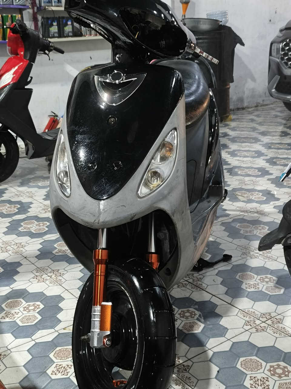 سلام عليكم دراجه ماكس منغولي رمبه صارلهه سبوعين كله تزويد خارجي لمكينه مكفوله من كلشي بيهه هواي تزويد خارجي مكان ميسان ماجديه رقم *********** سعر 950بيهه مجال
