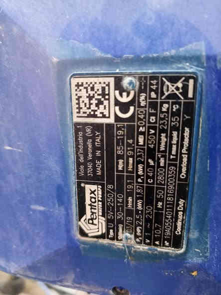 محطة ماء ارو مترين مستعمله نضيفه وحلوه 
ماطورين ايطالي 
2تانكيات ابو 5000
ميز ترس دبات 
السعر 28 ورقه 
مكاني ديوانيه شارع ٦٠ للتواصل 👇👇
***********
