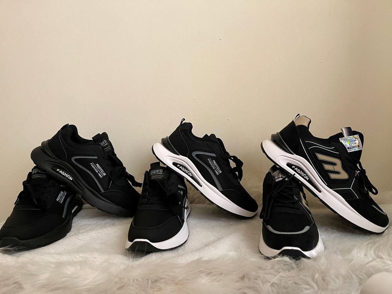 احذية من ٤٠-٤٥ 

الكمية ٥٠ درزن محجم


**إذا كنت صاحب هذا الإعلان وتريد حذفه لأي سبب، رجاءا أرسل رسالة إلى الدعم الفني**