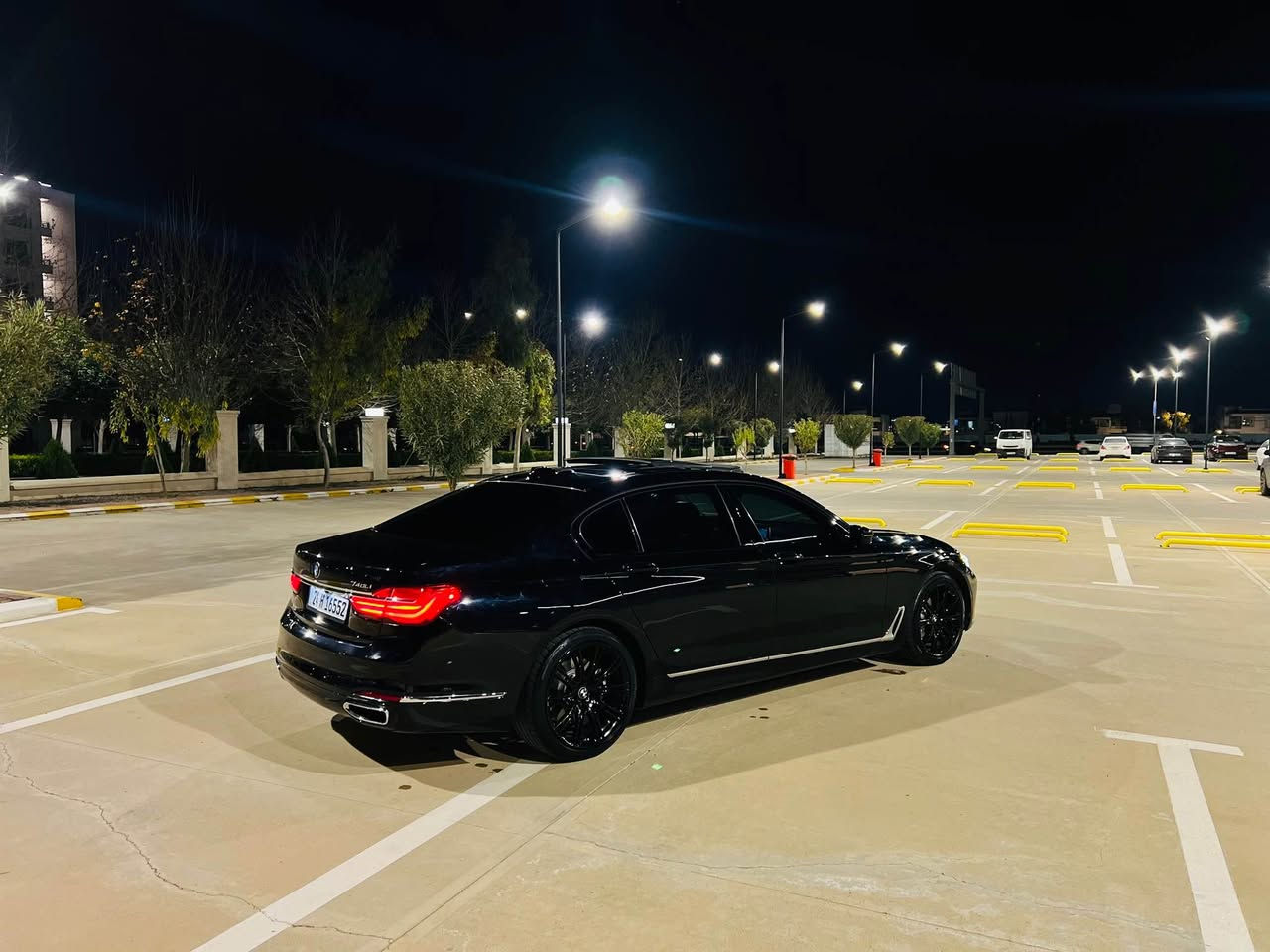 BMW 740LI 
للبيع او مراوس 
ضمان 
سنة ٢٠١٩
معرك V6 مرغوب 
باب لارج 
فول فول مواصفات 
كير معرك بشرط دعامي لدعامي بشرط 
مكفول بية ٣ مكان pdr بدون صبغ بدون حادث شخط بشرط
سنويه جديد تعويل بشرط 

رقم او واتساب ***********
bmw 740LI 
فرۆشتن و گۆڕینەوە 
زەمان 
مۆدیل ٢٠١٩ 
مەكینە ٦ پستنی توین تۆڕبۆی مەڕغوب 
دەركە گەورە 
فول مواسەفات 
گێڕ و مەكینە بەشەرت بئ سبوغ دەعامی لۆ دەعامی بەشەرت
سێ جێی pdr ھەیە بەبێ شوخت 
سەنەوی نوێیە تعویل بەشەرت

شوێن ھەولێر 
***********📞📞📞📞 أربيل, العراق
