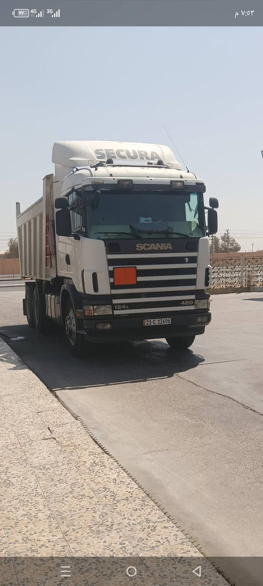 السلام عليكم سكانيا للبيع سكس موديل 2000 محرك سته لنجكتر كير 3 ب3 بسمي رقم وسنويه جديد تحويل الرقم شمالي السعر خاص  الرقم ***********
