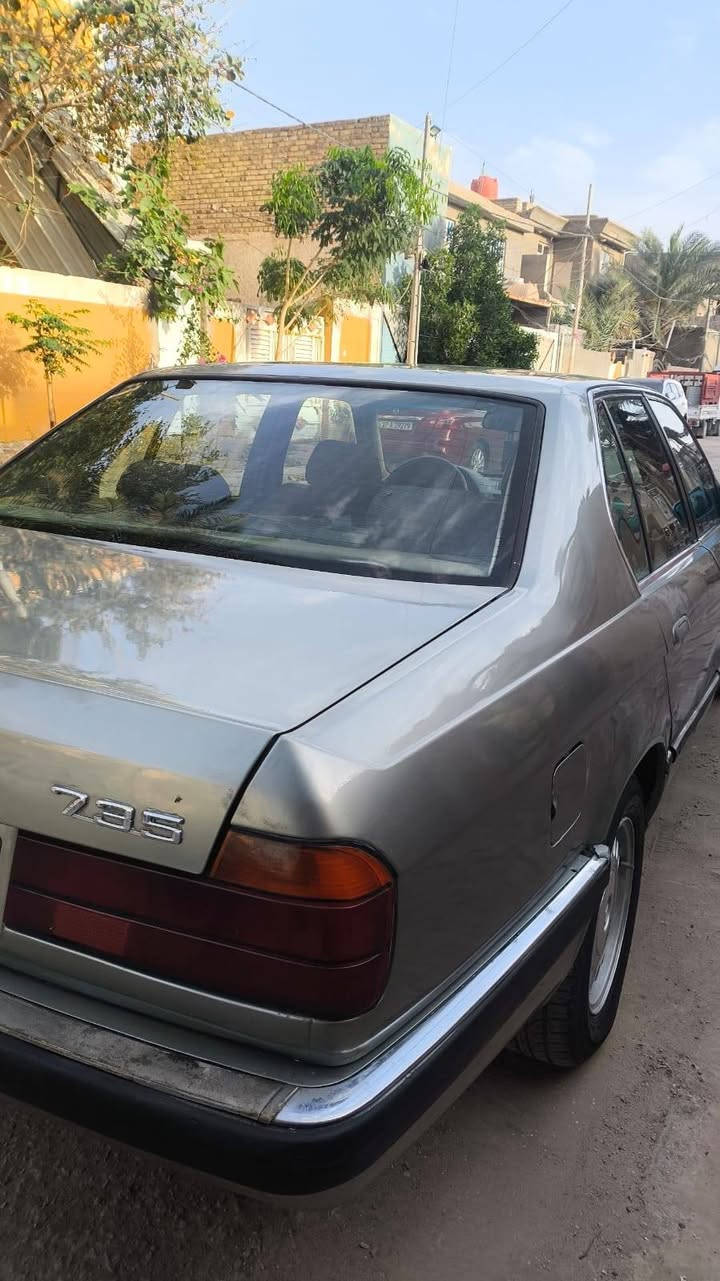 السلام عليكم
سياره بي امbmw 735i موديل1991

سياره فول موصفات فتحه

سياره بدون صبغ وبدن حادث 

سياره حلوه كير ومكينه كفاله 

سياره كشنات جلد 

سياره مناقصه اي شي 

سعر السياره55 وبيه مجال للشراي

مكانه السماوه

الرقم ***********
