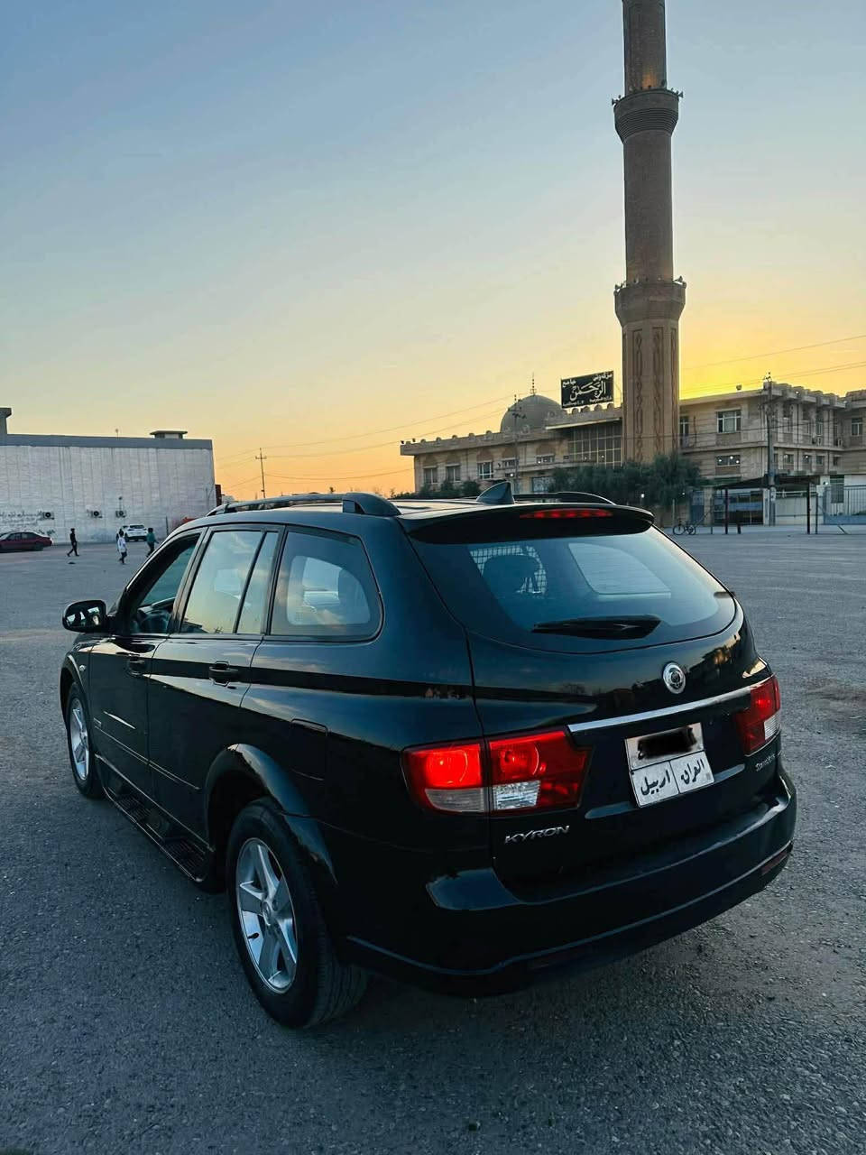 رەقەم تەلەفۆن***********
سانگیۆنگ کیرۆن مۆدیل ٢٠١١ فول مواسەفات سلایت ئاوێنە شەفت کوشن جلد کوشن کارابای و 
هیتەر تەبرید لەمس گێر تۆماتیک
 کۆبۆن بەنزینی لەگەڵە سوکان ڤۆلیۆم بی لیدان بی سبوغ بەشەرت گێر و مەکینە بەشەرت نرخ(٧٧) وەرەقە و مەجال أربيل, العراق
