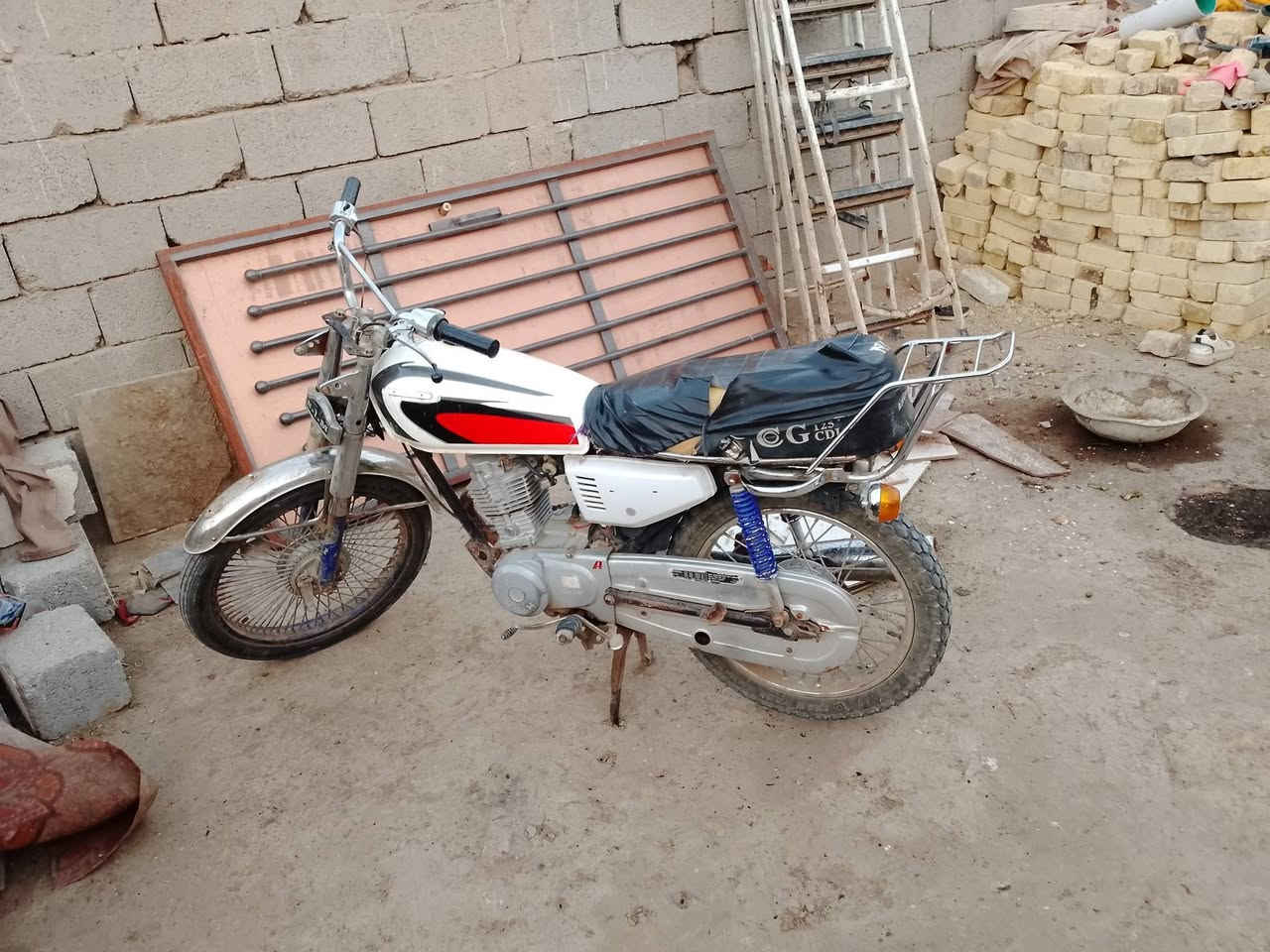 دراجه للبيع كلك مكان قضاء الغراف سعر ٣٠٠وخمسه وعشرين وبيه مجال موديل ١٩دراجه نضيف عوزه ترتيب قليل


**إذا كنت صاحب هذا الإعلان وتريد حذفه لأي سبب، رجاءا أرسل رسالة إلى الدعم الفني**