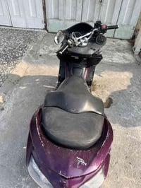 دراجة فورزة صفر عشرة شغلة مابيها شيء السعر800العنوان بغداد07726985889