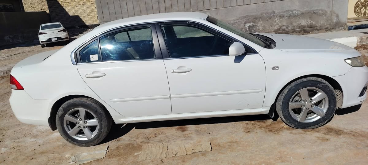 ابتما 10 خليجي بيه نص جاملغ أمامي صبغ وبارد بسيط مكينه 2000 رقم شمالي جديد لل 30 المالك ديوانية جاهزه حداديه مكينه تبريد تخم تاير السعر 112 بيه مجال المكان ديوانية عفك رقم ***********
