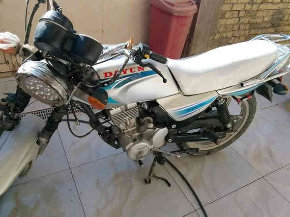 ديوان 21نظيفه سعرها 600بيها مجال  بدون اوراق كلك مكفولة من السرقه***********
