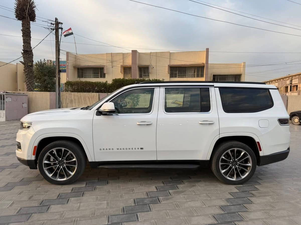 جيب واكنير 2022 فول مواصفات 1/1
ياالله 

السلام عليكم جيب واكنير 2022 سيريس 3وارد امريكي

Jeep Wagoneer Series Iii 2022 White 5.7L 8

         حجم المكينه : 5700 V8

المسافة المقطوعة : 38 الف ميل 

الضرر : سرقه بيبان جاملغات بنيد صندوك  ومبدل بيبان جاملغات صندوك بنيد نفس الون 

          حالة الايرباك : سليم مطاك ولا ايرباك   

#مواصفاتها

1.ثلاث شاشات

2.بصمه

3. تشغيل عن بعد

4.دوسات جانبيه

5.كشنات جلد

6.كشن السايق ميمري

7.كشنات كهرباء

8.صندوك كهرباء

9.حساسات خلفيه

10.3 قطع تبريد 

11.اشاير بالمري

12.رادار امامي

13.رادارات 360

14.ثلاث وضعيات قياده

15. بنوراما فتحتين

16. كير ماوس

17. نظام منحدرات

18. هيترات بالكشنات حار بارد

19.ويل كب كروم

20.لايتات لد

21.بكلايت لد

22.كشافات

23.بصمة ابواب

24.سبعه راكب

فول مواصفات 1/1 جاهزه مرقم بغداد تحويل ثاني يوم للاستفسار ***********
