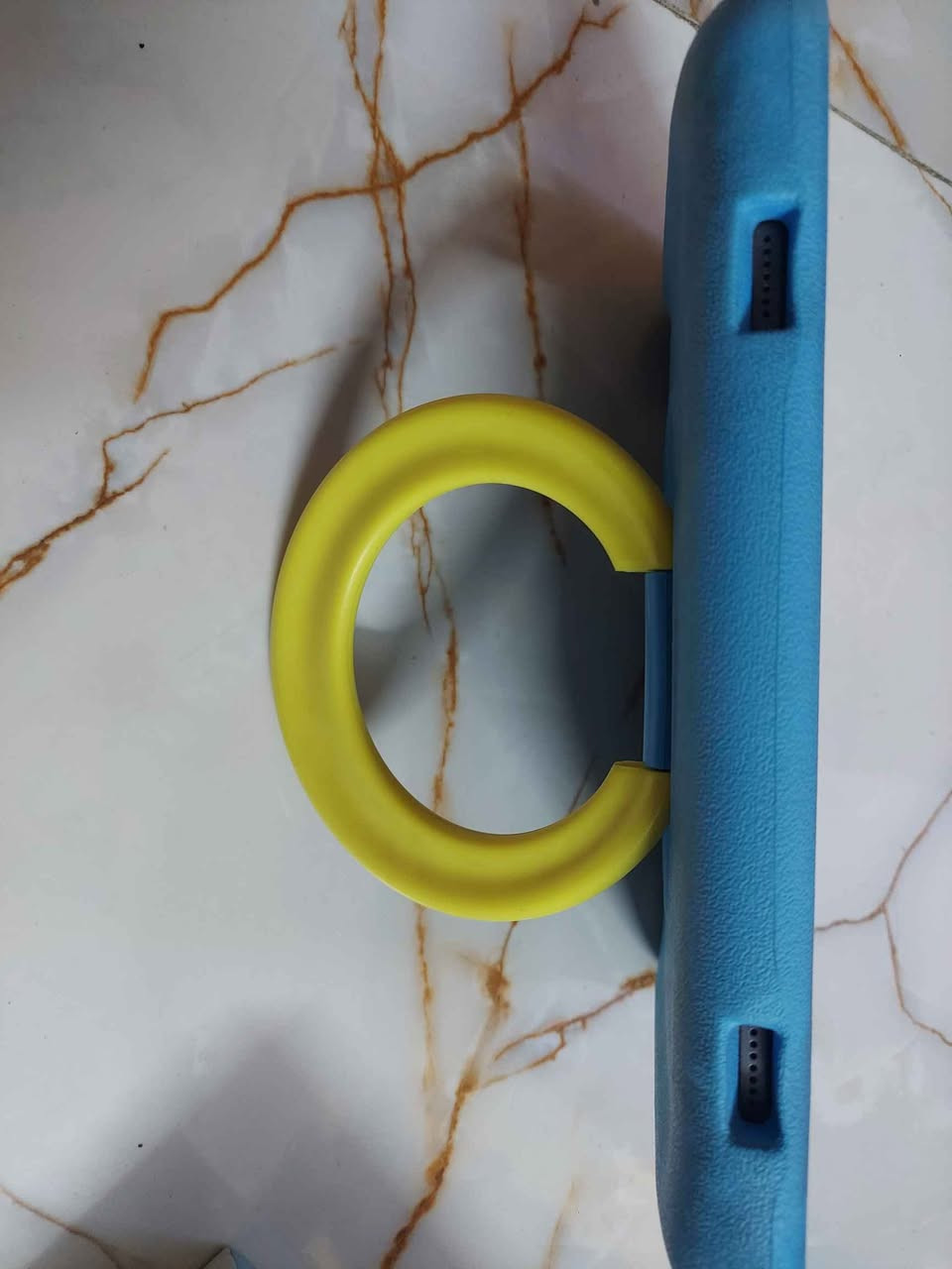 Blackview  TAB 8 Kids 
جهاز لوحي مصمم خصيصاً ليناسب احتياجات الأطفال من حيث الاستخدام، الترفيه، والتعليم، مع التركيز على المتانة والأمان بفضل التصميم 
ذاكرة 128 ورام 7    السعر١٢٥  الف
اومراوس ببلي او اكس بوكس
مع ضمان bsi مكاني بغداد واكو توصيل بغداد, العراق


**إذا كنت صاحب هذا الإعلان وتريد حذفه لأي سبب، رجاءا أرسل رسالة إلى الدعم الفني**