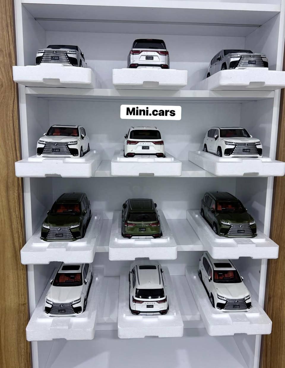 Lexus LX 600 2024

Brand : LCD
Scale: 1/18

WhatsApp: +9647504702207

‎التوصيل لجميع مناطق اربيل مجانا

‎گەیاندن بەخۆرایە بۆ ناو شاری هەولێر


**إذا كنت صاحب هذا الإعلان وتريد حذفه لأي سبب، رجاءا أرسل رسالة إلى الدعم الفني**