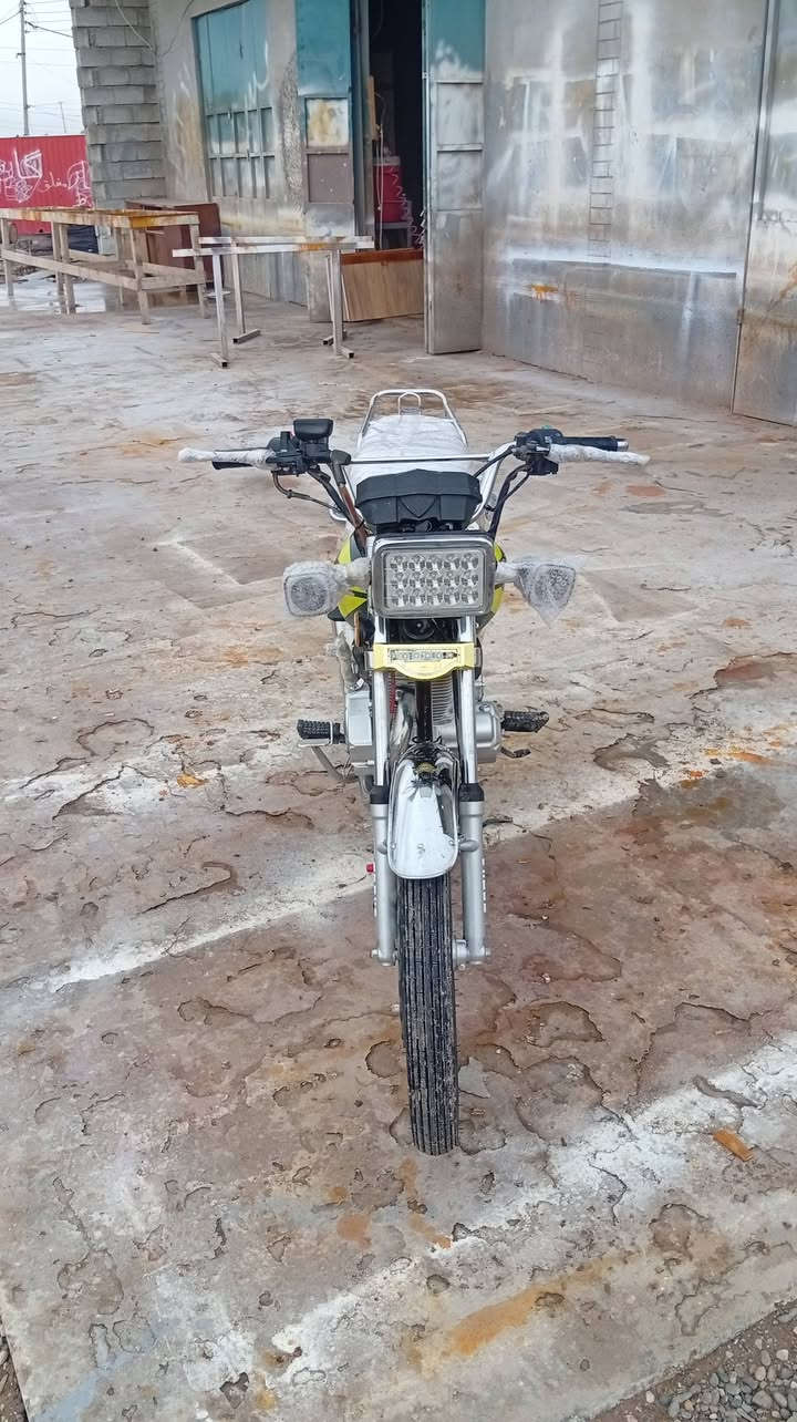 سولنك موديل 24وضع ابلادي
كله شغاله كهربائيّات

سعر خاص مفتوح

المكان ازاب قريه شميط 

***********
