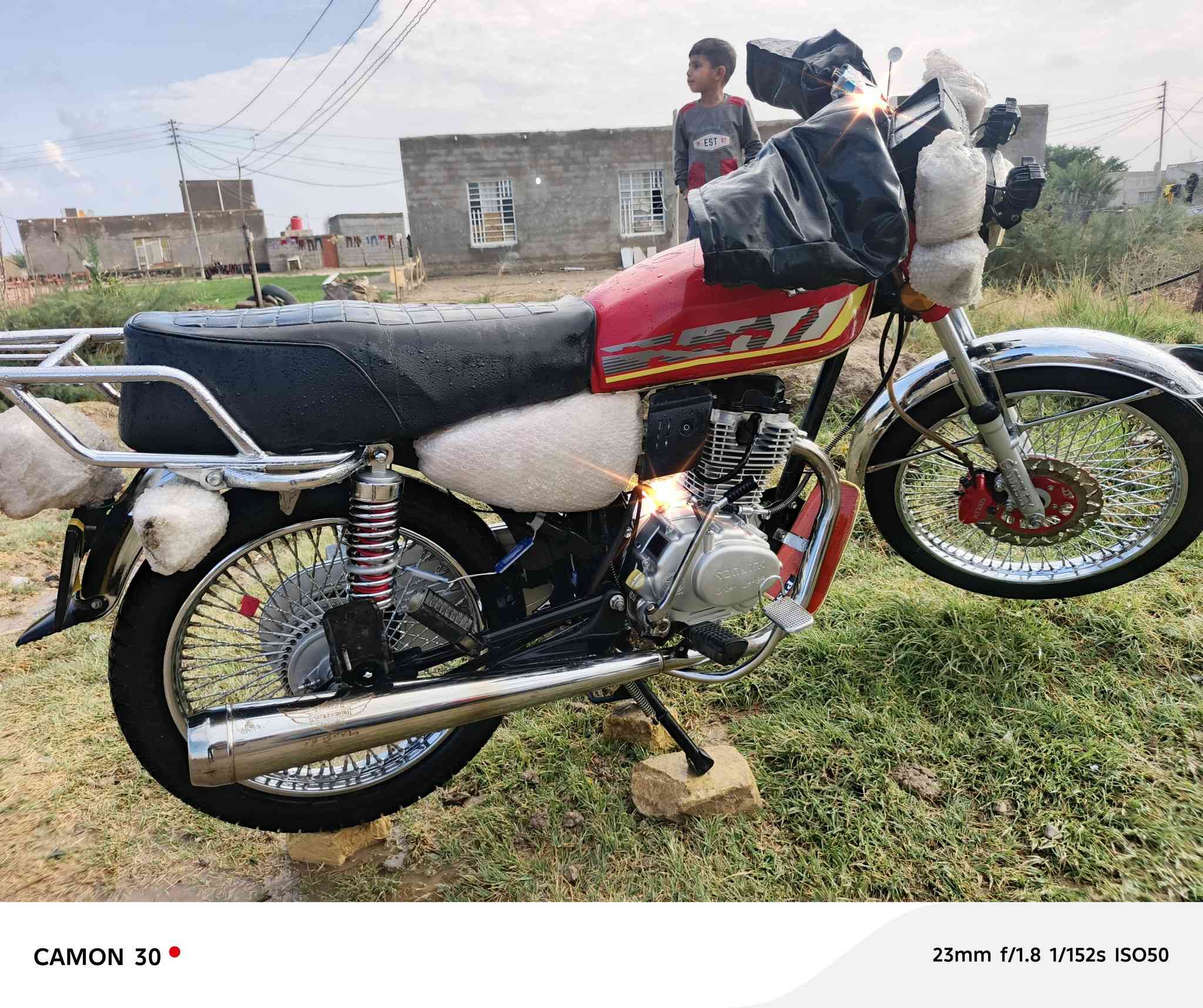 سلام عليكم دراجه سونك لبيع موديل2023على وضع شركه  دراجه مكفوله كفاله عامه ارواق سكنر سعر 700وبيه مجال لشراي ***********‬‏
