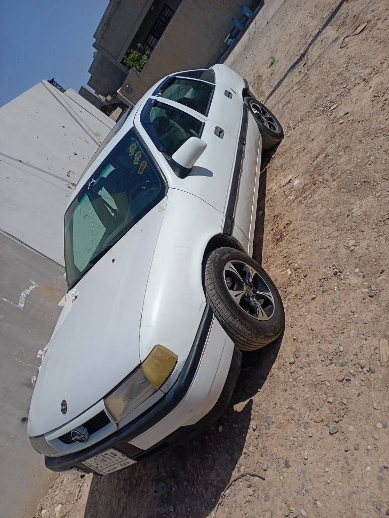 اوبل فكترا للبيع موديل 1991 محرك 20بيه دفتر بنزين كير محرك شرط استيرن باور قفل مركزي سقف سلايت  شرط تحويل والغرمات  سعرها ٣٠ بيه مجال الاستفسار على الرقم *********** كركوك, العراق
