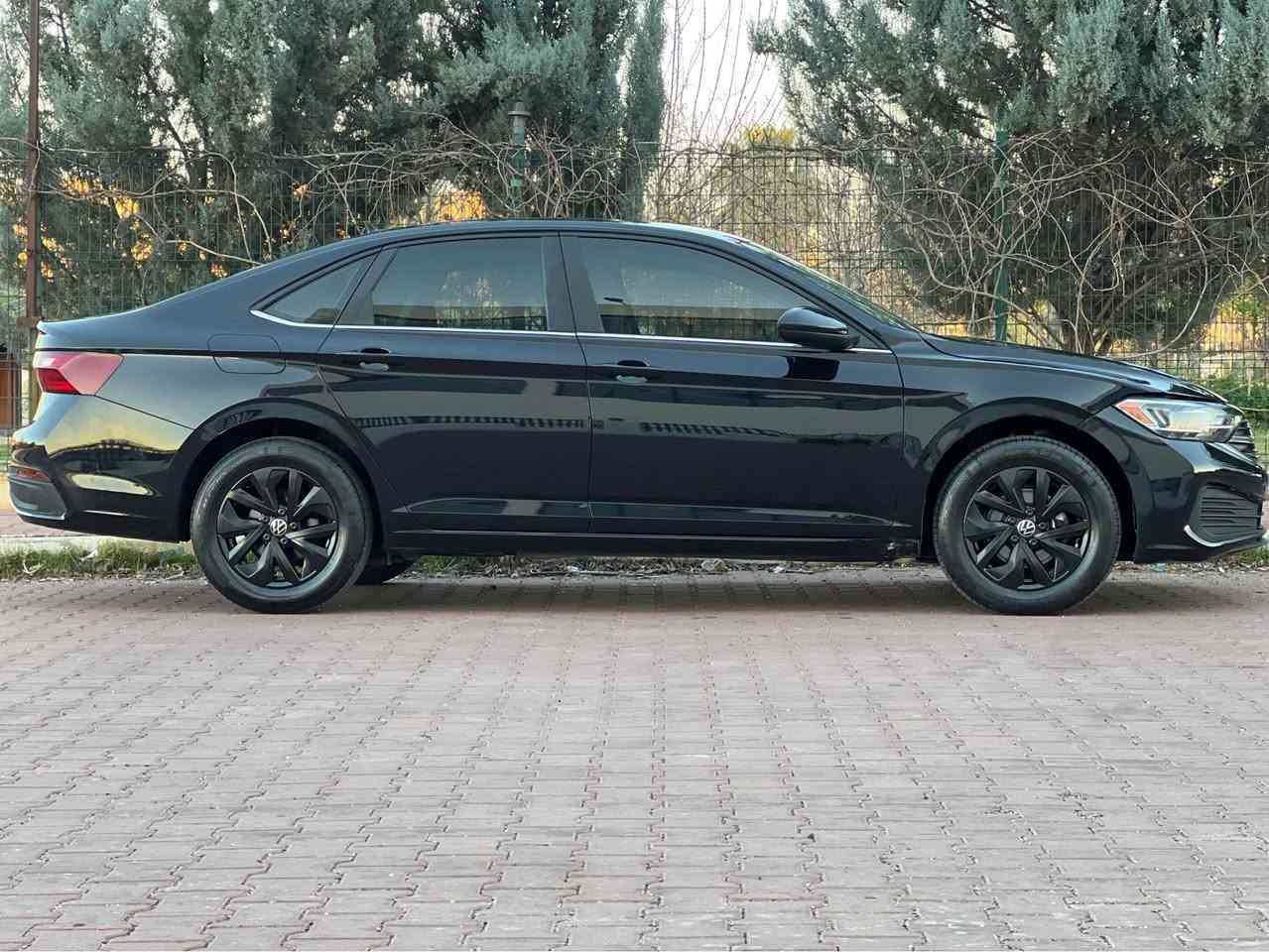 فولكسفاغن جيتا ٢٠٢٤ داخلي كريمي 
حادث كلش خفيف

ضرر السيارة جملغ  صبغ وبونيد امريكي بدون دواخل ايرباك دكمة سستم شركة ١٠٠٪؜
السيارة كلش حلوة و نظيفة 

رقم الشاصي مع الصور
رقم كاتي تترقم شمالي

مكفولة من كير و محرك و كهربائيات

و ب سعر(142) ورقة و بيها مجال للطيبين

مكان السيارة
 عقره بين اربيل وموصل
وتساب :***********
كورك *********** أربيل, العراق
