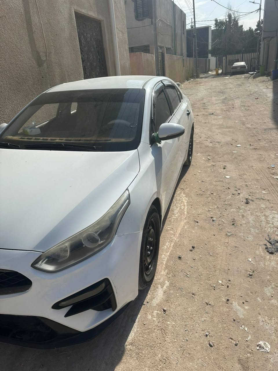 سلام عليكم كيا سيراتو موديل 2020سياره حلوو كير مكينه تبريد حداده خمسه ولكب موجودات سياره نفس ما موضح بل سونار سياره سعره 145 وبيه مجال ‏‪0771 783 8216‬‏
