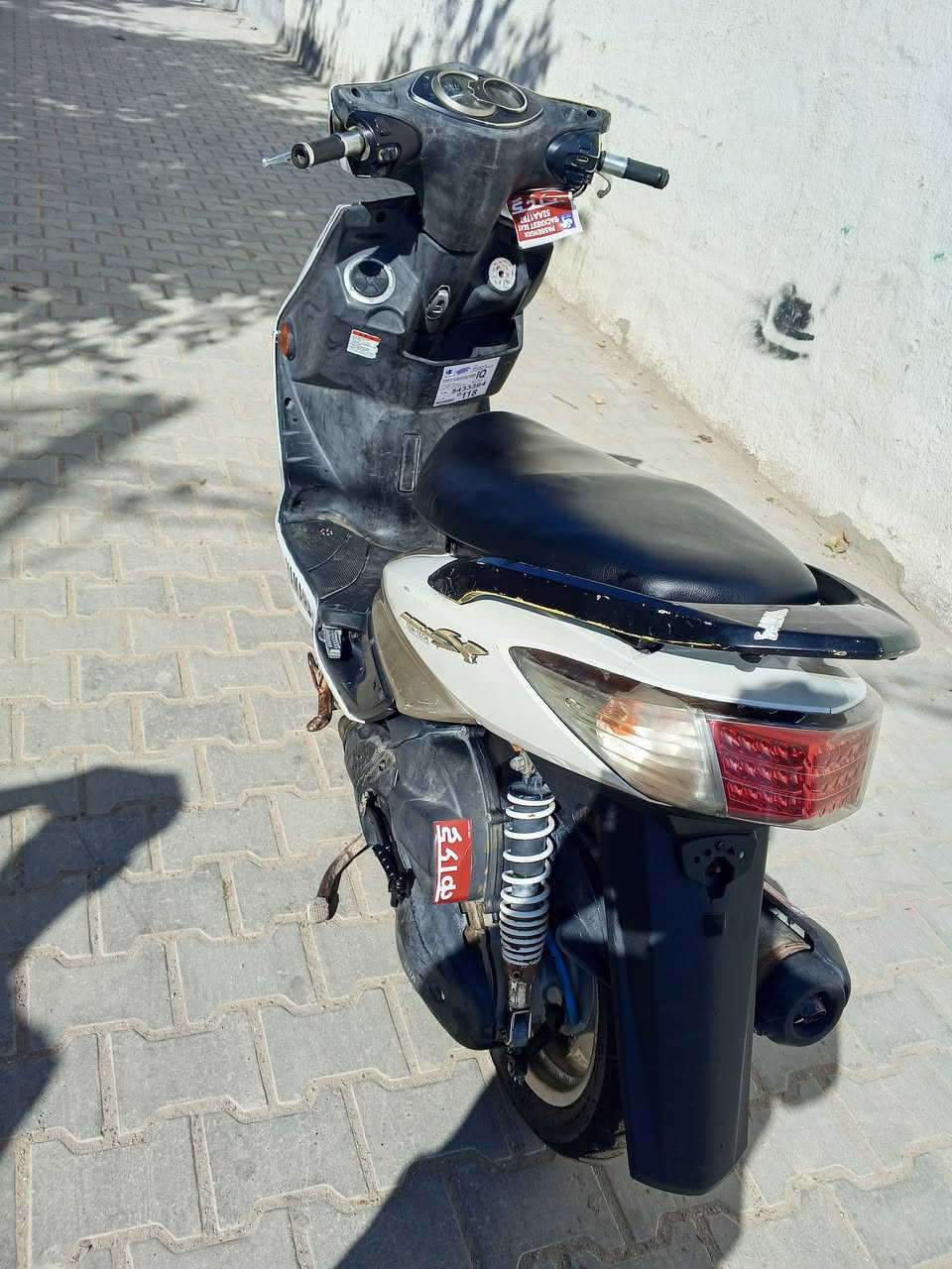 سلام عليكم سكنس فحل طلعات إدراجه كلش حلوه ونضيفه اريدها 650 مكاني بغداد الغزاليه  ***********
