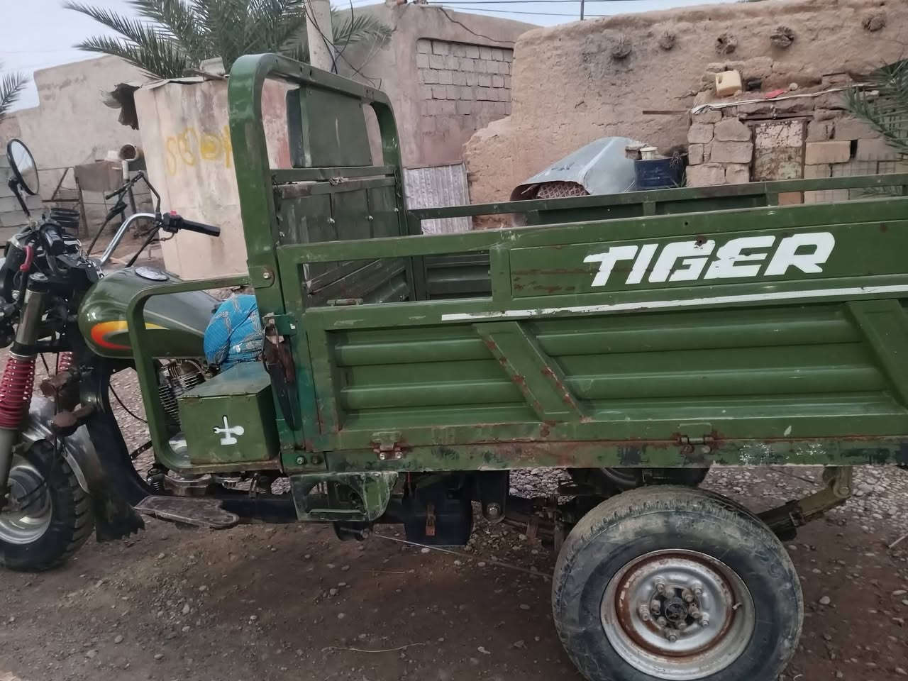 اسلام عليكم يوجد ستوته موديل 2020 شرط الشاصي ولحيم الرگبه كهربائيات بيه فقط دشلي الثالث عاطل والباقي شرط المكان ناحية الزاب السعر 850 وبيهه مجال للاستفسار الاتصال على الرقم ***********
