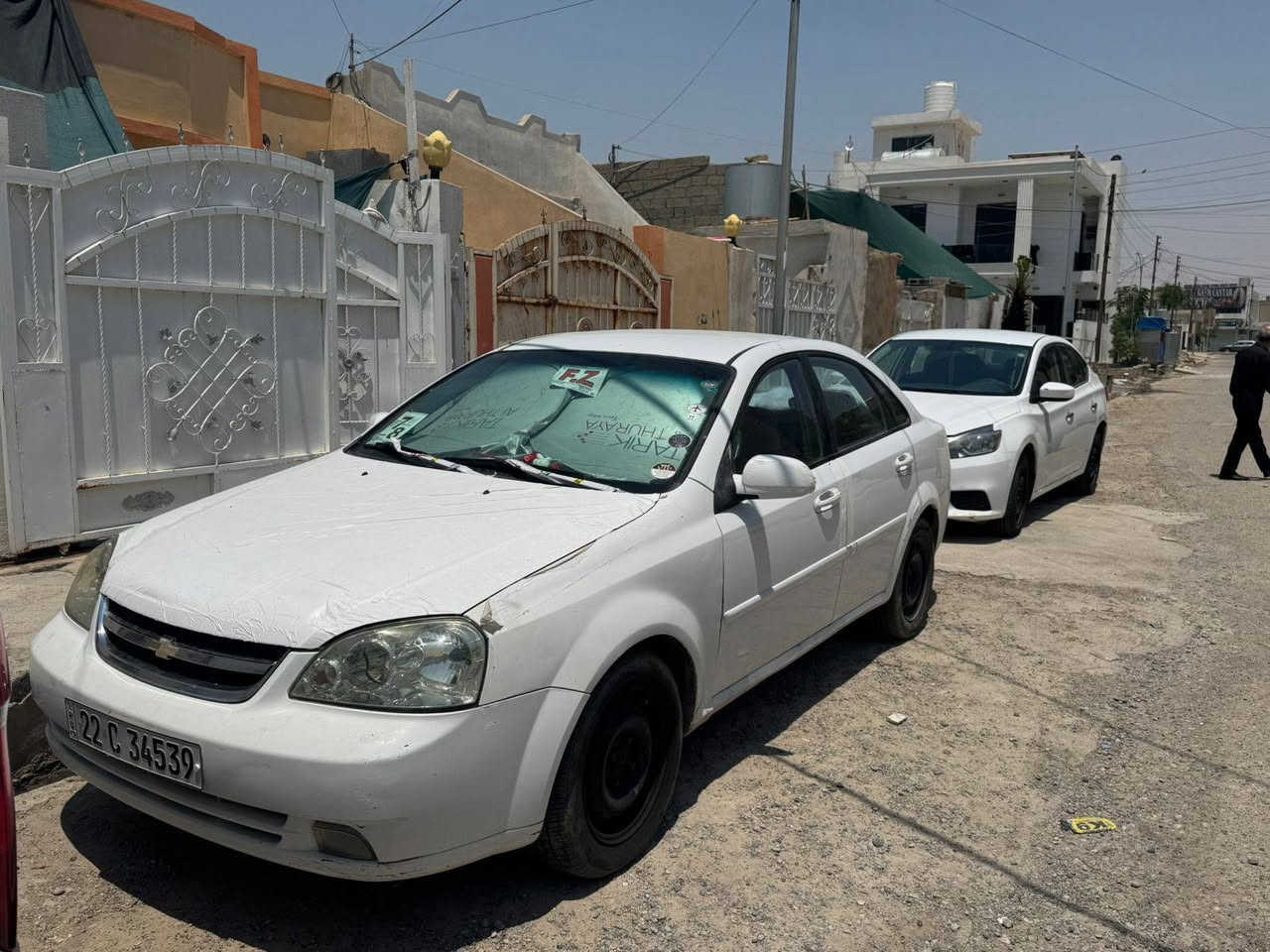 اوبترا موديل 2012 ابيض كير اوتوماتيك بس قطعه صبغ جاملغ طرف سايق بدون دواخل سنويه جديد ودفتر بنزين موجود كير و محرك وتحويل بشرط  سعر 81 مجال 
*********** كركوك, العراق
