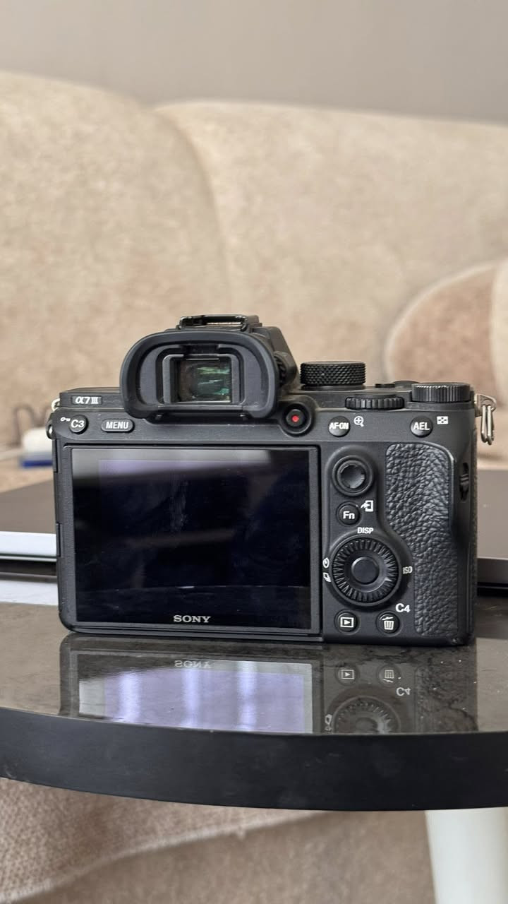 للبيع كاميرا سوني A7iii

نظافة 95% 
عداد الشتر 4500 فقط يعني شبه جديدة
غراضها وكارتونتها كلها كاملة

عنواني بغداد الكرخ 
السعر مليون و300


**إذا كنت صاحب هذا الإعلان وتريد حذفه لأي سبب، رجاءا أرسل رسالة إلى الدعم الفني**