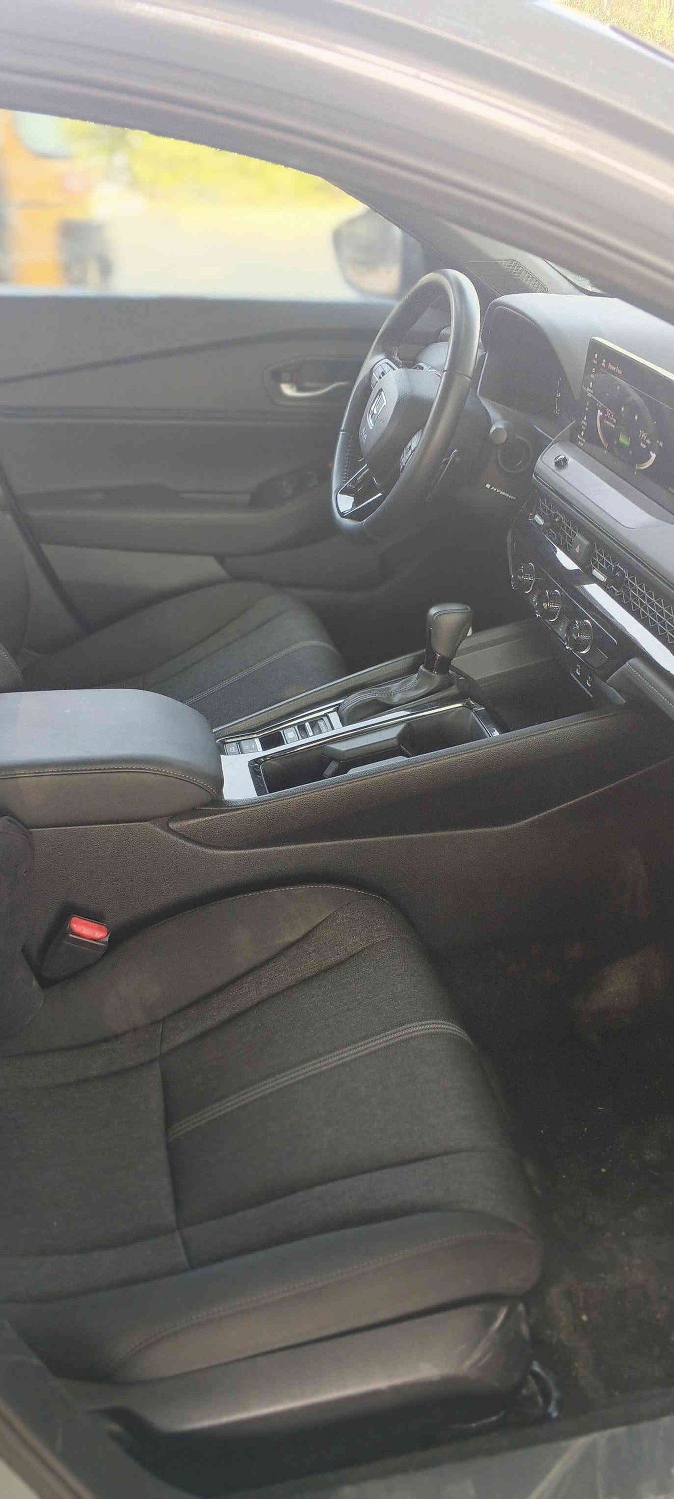 ‏Honda Accord Hybrid 2024 Sport
موديل :- 2024
لون :- سمنتي 
قوة المحرك :- 2.0 Hybrid
عداد المسافات :- 2800زيرو
مواصفات السيارة :- Sport
عدد المقاعد :- 5 مقاعد 
الضرر : ارباك البرده جهه السايق والكشن فقط
بابين تبديل 
صبغ شبرين بلهلال الخلفي
♦️ شاشة نفكيشن 
♦️ تحكم مسجل 
♦️ تحكم سرعة 
♦️ بصمة تشغيل 
♦️ دخول ذكي 
♦️ لايت زنون 
♦️ رادار امامي 
♦️ رادار تحديد مسار 
♦️ كامرا خلفية 
♦️ فتحة سقف 
♦️ حساسات 360 درجة 
♦️ اوتو بارك 
♦️ هاند بريك بصمة 
♦️ درايف مود 
♦️ مثبت سرعة 
♦️ حساس مسافة امان 
♦️ اوامر صوتية 
♦️ مقاعد كهربائية 
♦️ فرش مخمل 
♦️ 
♦️نظام النقطة العمياء 
السياره مرقمه بغداد جاهزه 
مكان السياره بغداد الزعفرانيه
السعر 194$
للستفسار ***********
